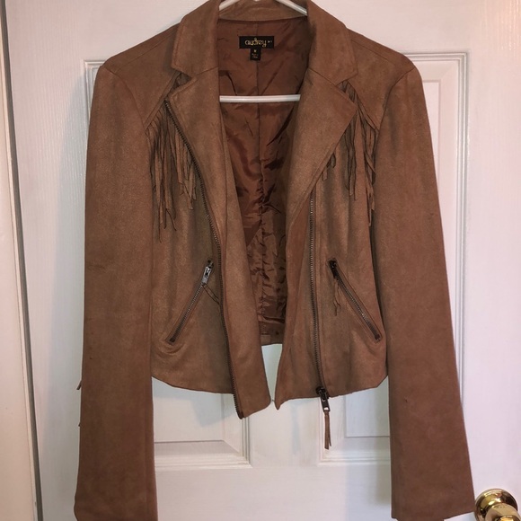 Fringe Jacket - Picture 3 of 8